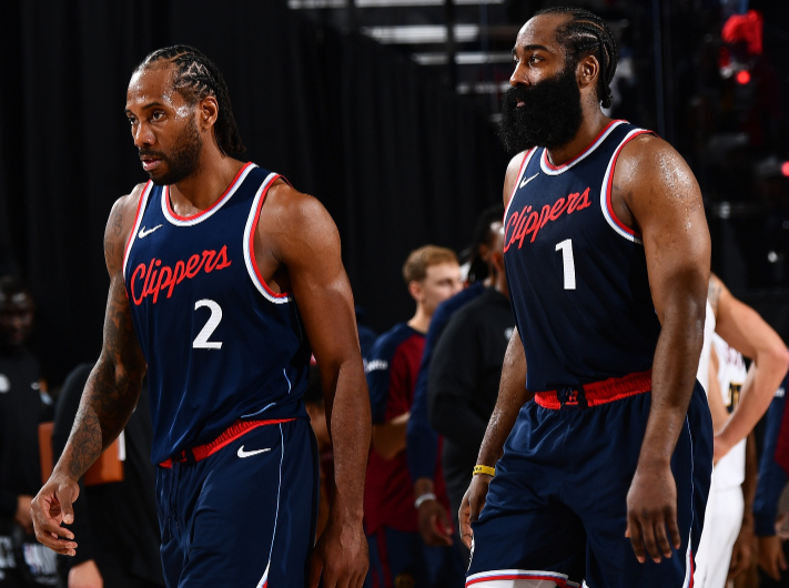 数据平台100万次英超夺冠模拟：利物浦居首，曼联仅夺冠163次（百万次英超夺冠模拟结果：利物浦居首，曼联仅163次称王）