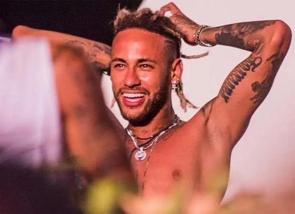 世界杯早场比赛汇总：小组赛43场淘汰赛10场，1／4决赛后无早场（世界杯早场一览：小组赛43场、淘汰赛10场，1／4决赛起不再设早场）