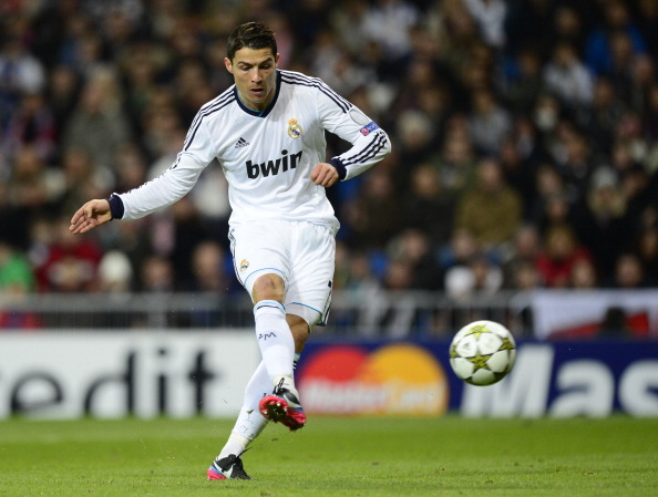 邵佳一会把青岛西海岸的这套5-4-1阵型自由切换...（邵佳一将打造青岛西海岸可自由切换的5-4-1体系）