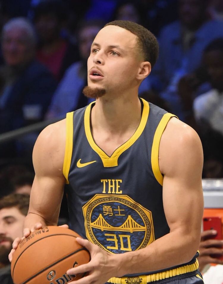 拜尔说球队士气跌到谷底？科瓦奇：他或只是赛后情绪有些波动（拜尔称球队士气触底？科瓦奇：可能只是赛后情绪起伏）