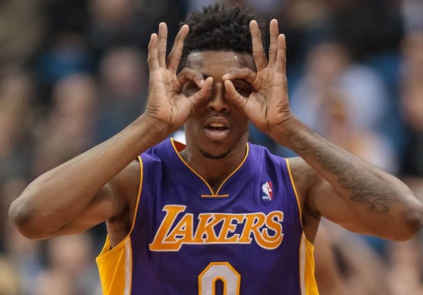 老雷：我无法想象贝林厄姆在世界杯上不首发；更担心后防不稳（老雷：贝林厄姆世界杯理应首发，我更担心后防不稳）